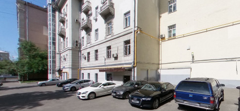Новинский 18