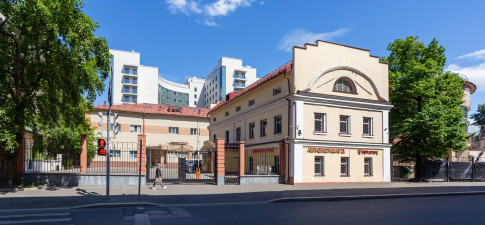 Красносельский 11А