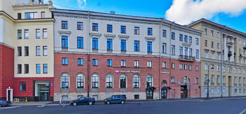 Макарова 32