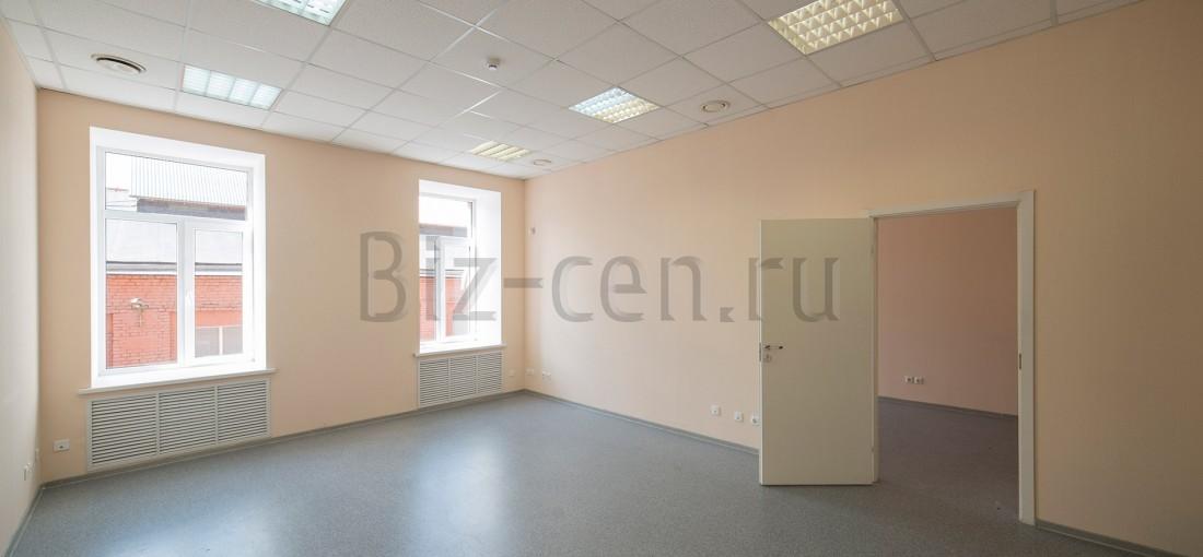 бц Треугольник | 1 спб